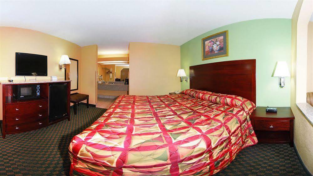 Rodeway Inn & Suites New Orleans Exterior foto